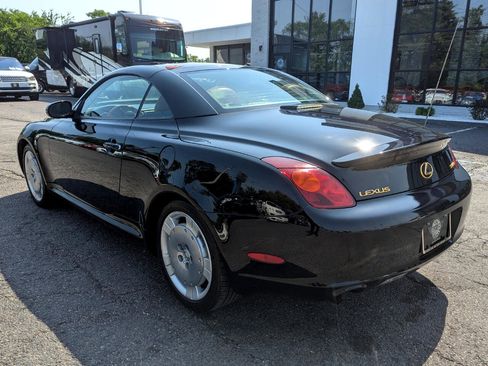 Used 2004 Lexus SC 430 Convertible image 10
