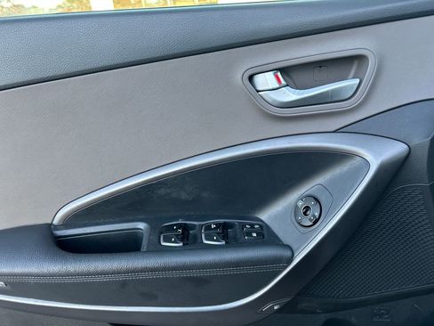 Used 2013 Hyundai Santa Fe Sport image 13