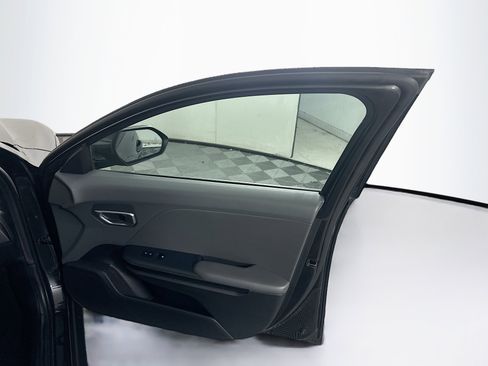 Used 2025 Kia K4 LXS image 31