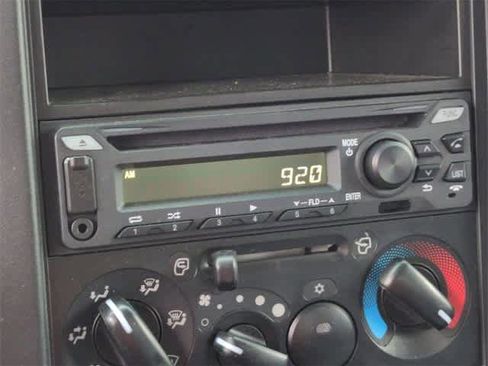 Used 2024 Chevrolet Low Cab Forward image 13