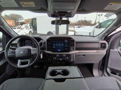 Used 2025 Ford F150 XLT w/ Equipment Group 301A Standard image 19