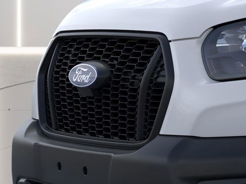 New 2026 Ford Transit 350 XL image 17