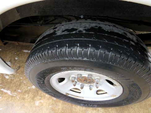 Used 2014 Chevrolet Express 2500 2500 Cargo image 29