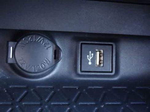 Certified 2025 Toyota RAV4 XLE AWD/4WD image 33
