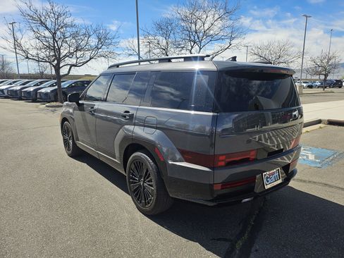 Used 2025 Hyundai Santa Fe Calligraphy image 8