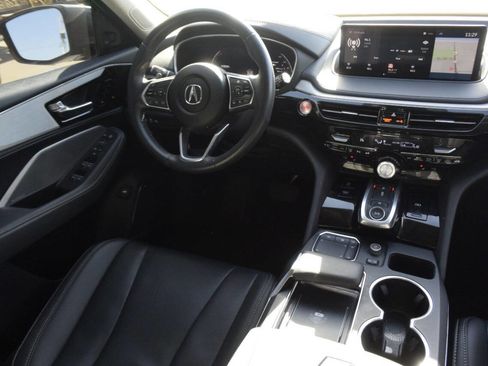 Used 2024 Acura MDX SH-AWD w/ Technology Package image 29