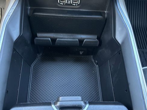 Used 2022 RAM 1500 Laramie image 16