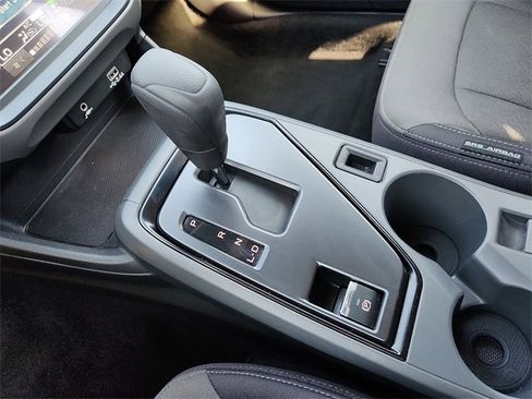 Certified 2024 Subaru Crosstrek 2.0i image 25