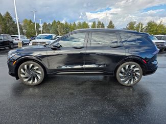 Used 2024 Lincoln Nautilus Reserve w/ Equipment Group 202A video 2