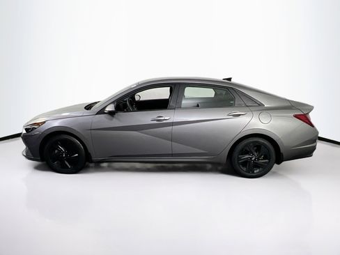 Used 2023 Hyundai Elantra SEL FWD image 8