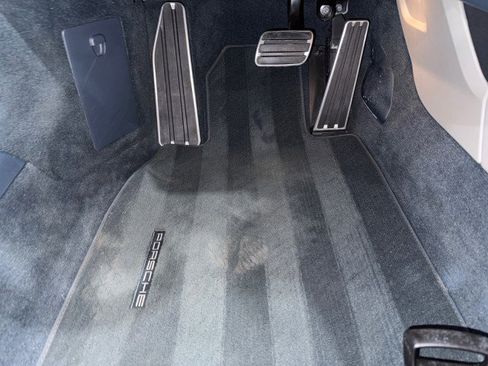 Used 2019 Porsche 911 Carrera GTS image 69