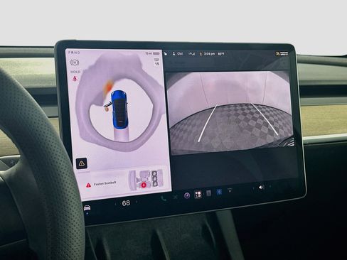 Used 2022 Tesla Model Y Performance AWD/4WD image 21
