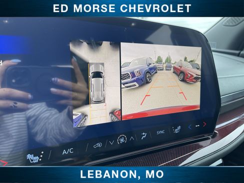New 2026 Chevrolet Traverse Z71 w/ Enhanced Driving Package AWD/4WD image 14
