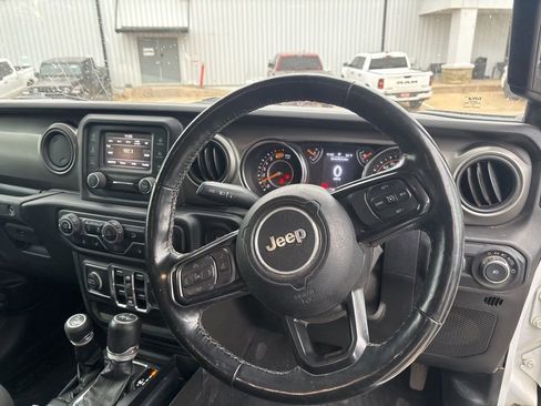 Used 2021 Jeep Wrangler Unlimited Sport w/ Cold Weather Group image 11
