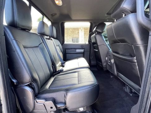 Used 2015 Ford F250 Lariat w/ Lariat Ultimate Package AWD/4WD image 27