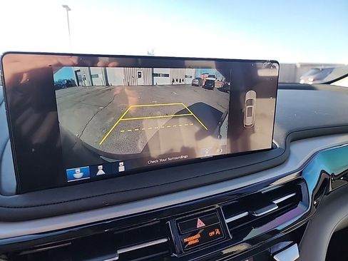 Certified 2026 Acura MDX w/ Technology Package image 21