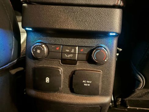 Used 2018 Ford Explorer Sport w/ Equipment Group 401A image 33