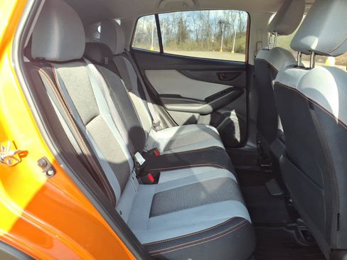 Used 2019 Subaru Crosstrek 2.0i Premium image 9