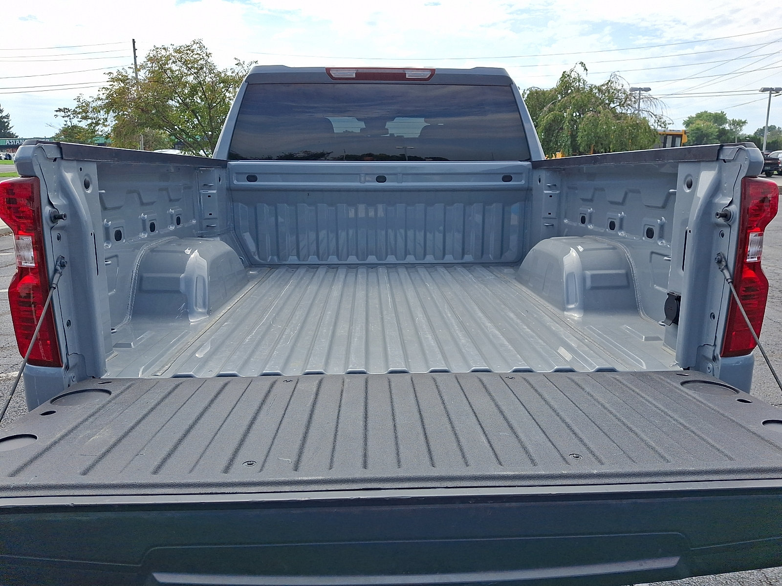Certified 2024 Chevrolet Silverado 1500 LT AWD/4WD image 28