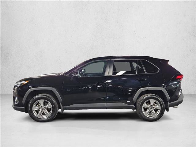 Used 2024 Toyota RAV4 XLE AWD/4WD image 9