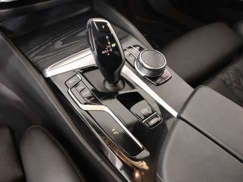 Used 2023 BMW 530i w/ M Sport Package RWD image 9