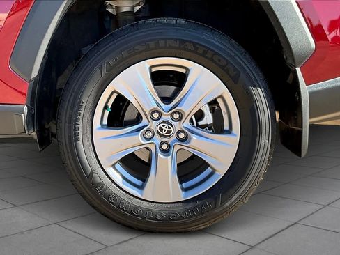 Used 2023 Toyota RAV4 XLE image 10