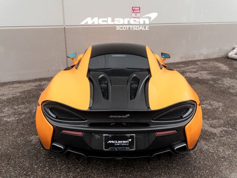 Used 2019 McLaren 570S Coupe image 17