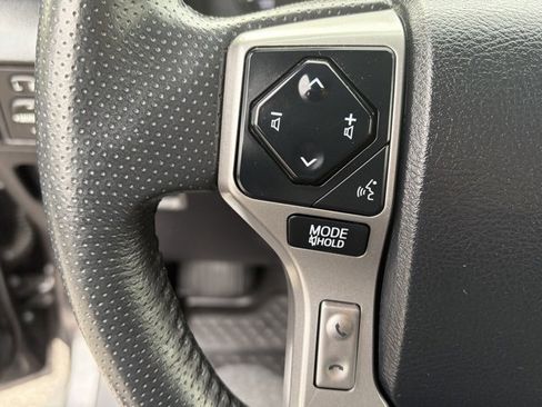 Used 2020 Toyota 4Runner SR5 Premium image 15