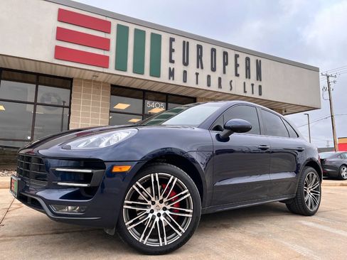 Used 2015 Porsche Macan Turbo image 1