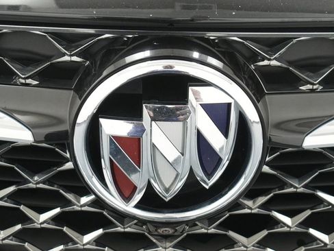 Used 2022 Buick Envision Avenir w/ Technology Package II FWD image 12