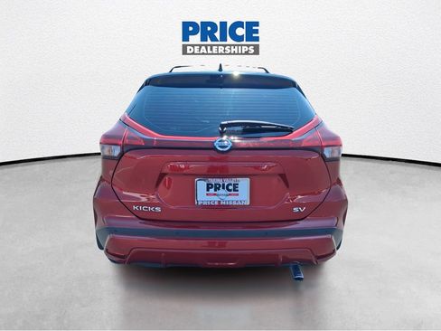 Used 2021 Nissan Kicks SV w/ Exterior Package FWD image 7