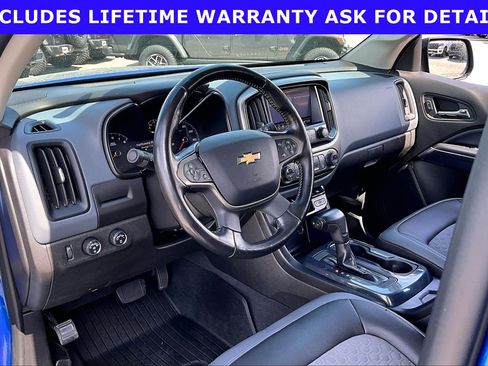 Used 2019 Chevrolet Colorado Z71 AWD/4WD image 11