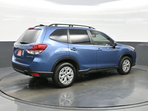Used 2024 Subaru Forester AWD/4WD image 6