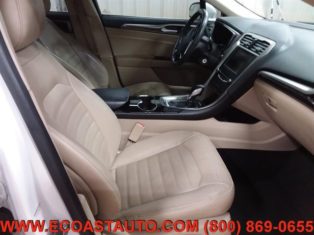 Used 2014 Ford Fusion SE w/ Equipment Group 502A FWD image 14