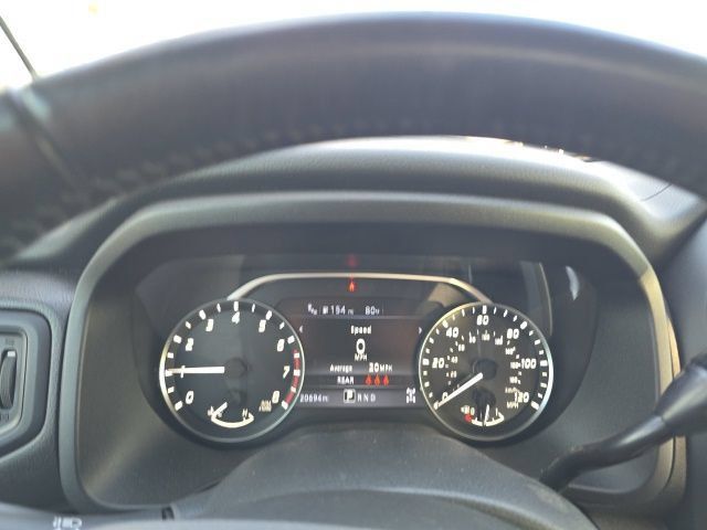 Used 2023 Nissan Titan SV w/ SV Convenience Package AWD/4WD image 12
