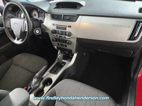 Used 2008 Ford Focus Coupe FWD image 21