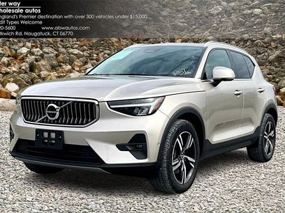 Used 2023 Volvo XC40 B5 Plus