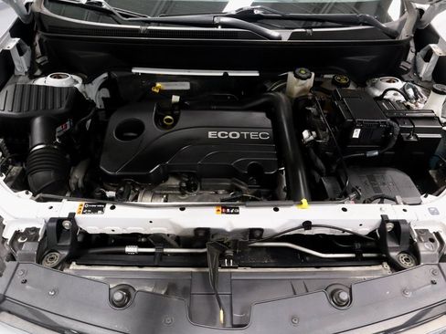 Used 2022 Chevrolet Equinox LT w/ Driver Convenience Package image 18