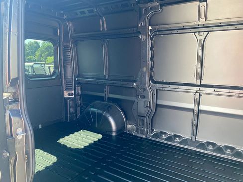 Used 2018 RAM ProMaster 2500 FWD image 22