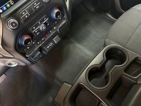 Used 2021 Chevrolet Silverado 1500 LT AWD/4WD image 34