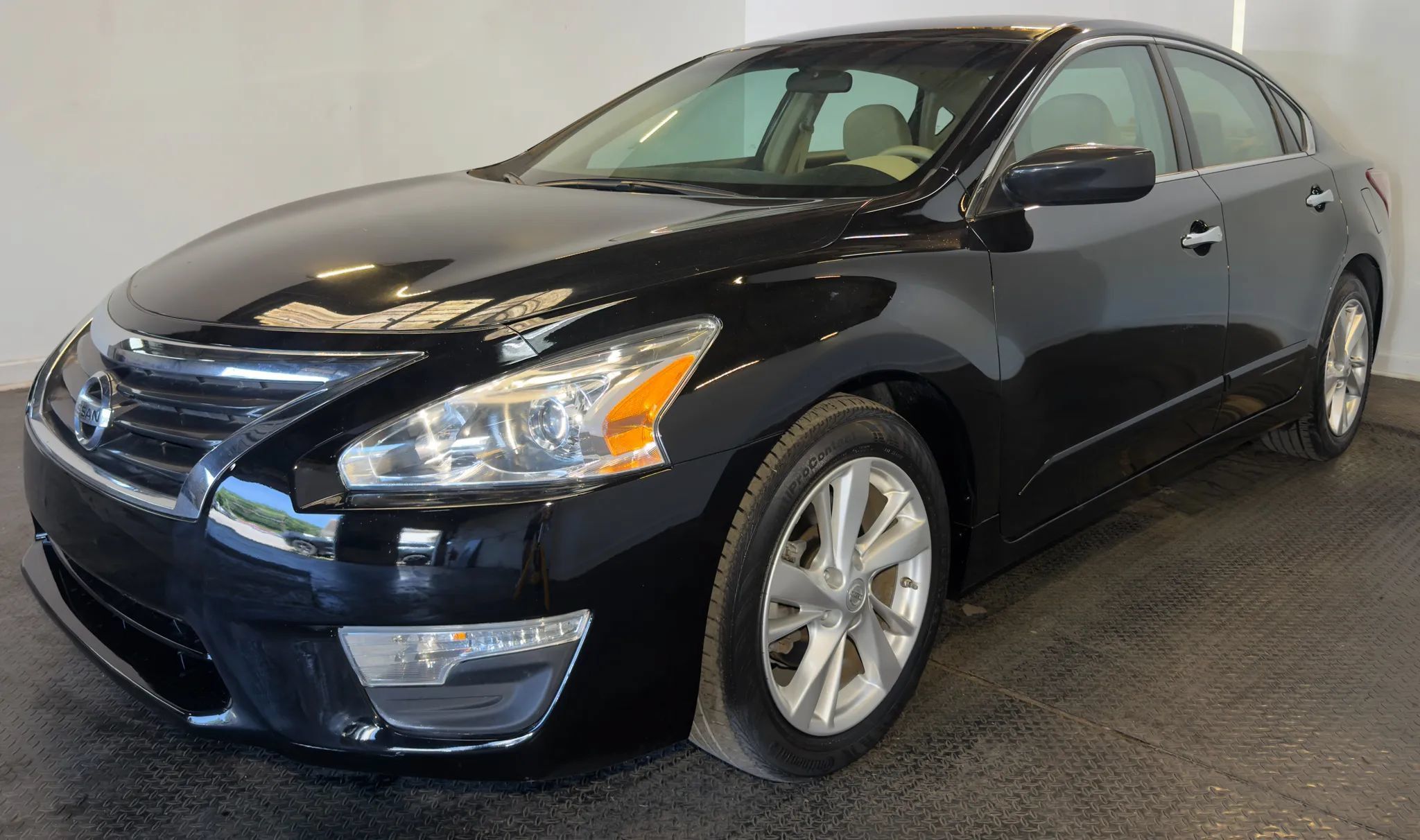 Used 2013 Nissan Altima 2.5 SV FWD image 4
