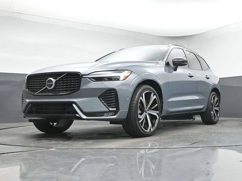Used 2023 Volvo XC60 B6 Ultimate w/ Protection Package Premier AWD/4WD image 36