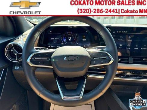 Used 2025 Chevrolet Equinox ACTIV w/ Safety and Technology Package AWD/4WD image 28