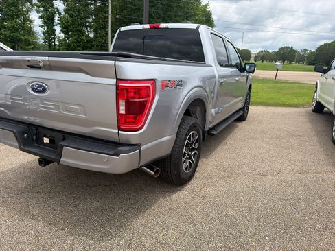 Used 2021 Ford F150 XLT w/ Equipment Group 302A High AWD/4WD image 4