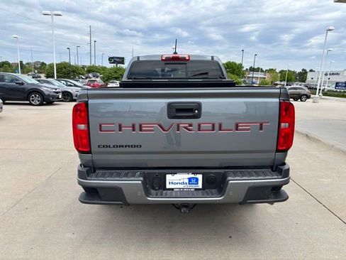 Used 2022 Chevrolet Colorado Z71 w/ Safety Package AWD/4WD image 6