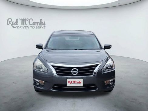 Used 2015 Nissan Altima 2.5 SL w/ Technology Package FWD image 8