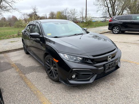 Used 2020 Honda Civic Sport image 4