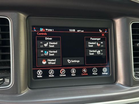 Used 2022 Dodge Charger SXT w/ Leather Interior Group image 13