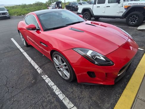 Used 2015 Jaguar F-TYPE S RWD image 8
