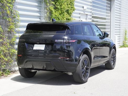 Used 2026 Land Rover Range Rover Evoque S AWD/4WD image 2